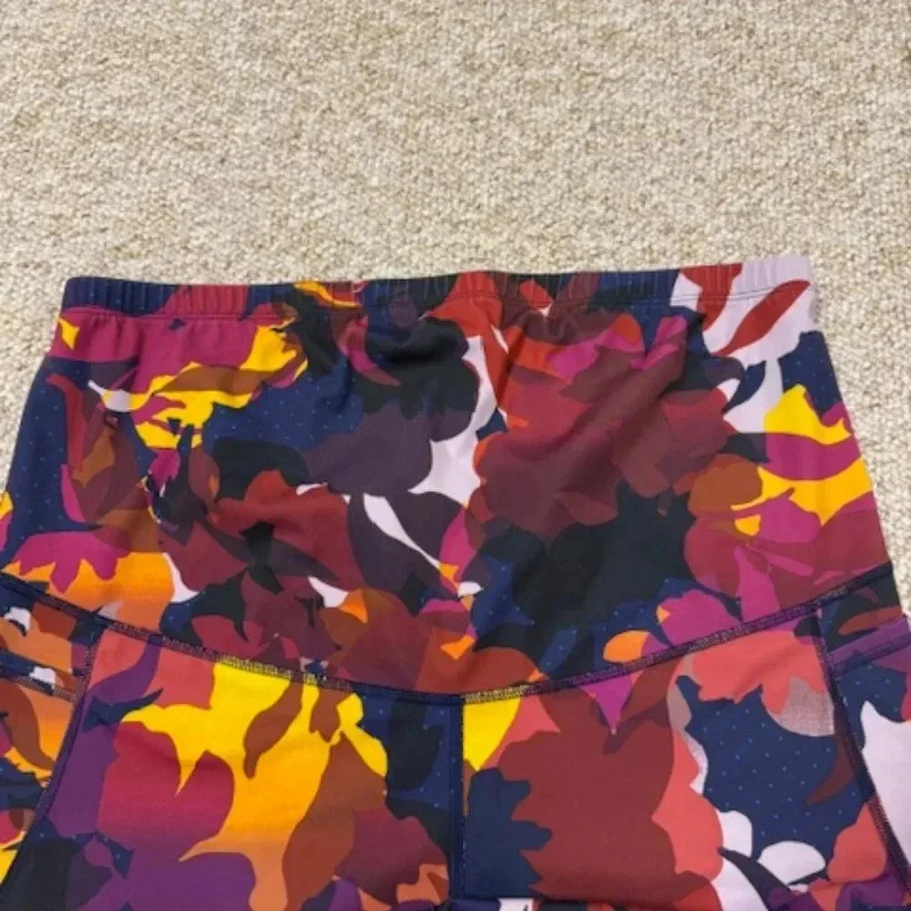Old Navy Multicolor Workout Maternity Leggings‎ Size XXL - Picture 7 of 12